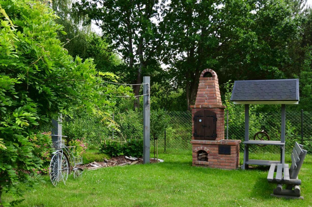 Przylesie21 Villa Ustka Exteriör bild